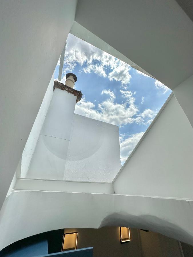 Step One | Luxury Suites Right In The Heart Of Acropolis Next To Metro Station Atenas Exterior foto
